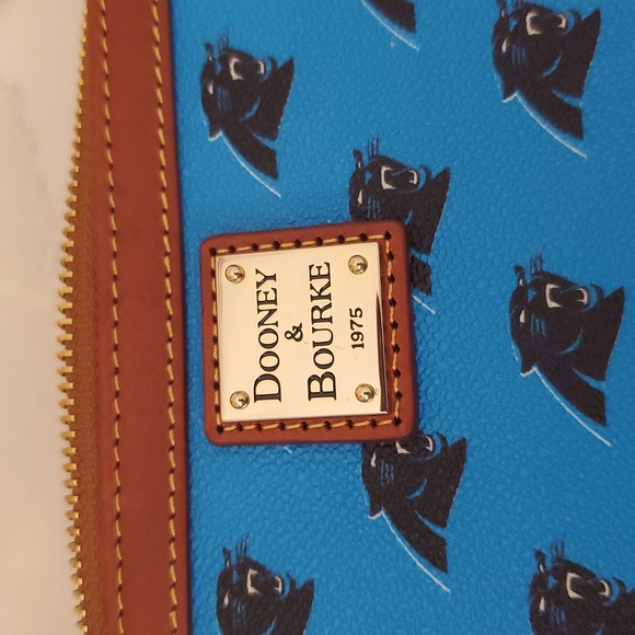 NWT Dooney & Bourke NFL Carolina Panthers Wristlet Purse Wallet Leather - Picture 3 of 8